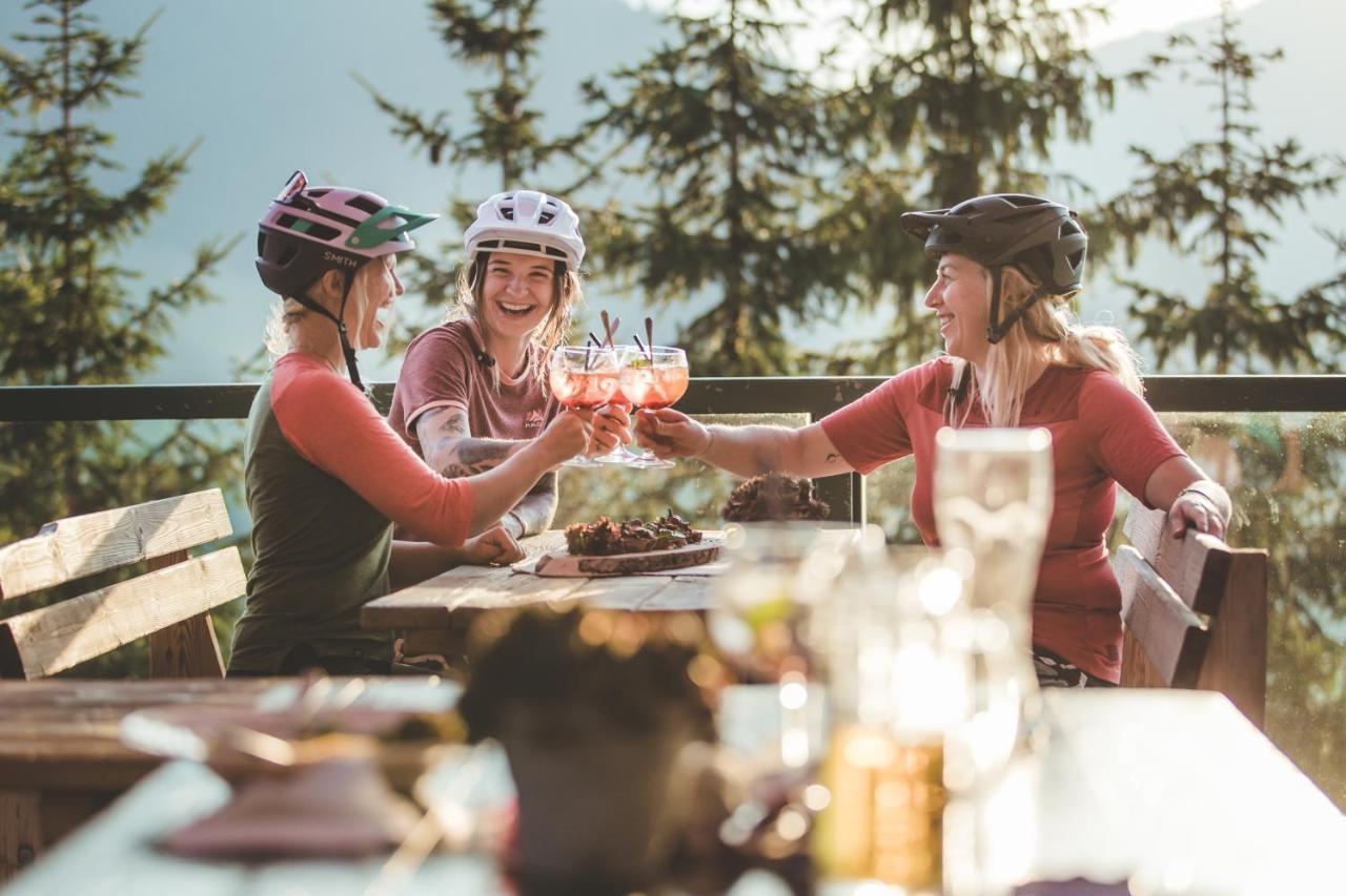 Thomsn Central Hotel & Appartements Saalbach-Hinterglemm Eksteriør billede