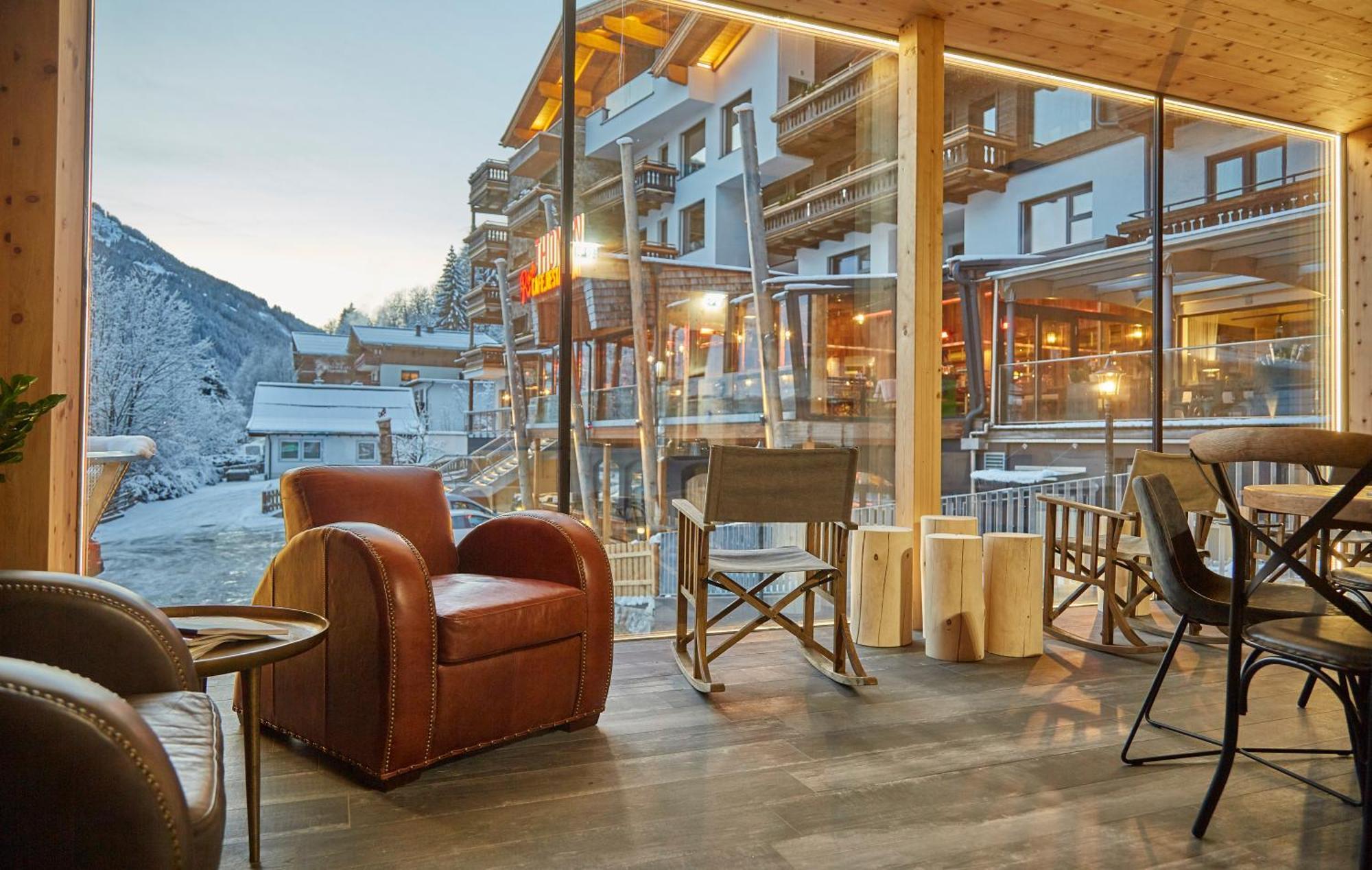 Thomsn Central Hotel & Appartements Saalbach-Hinterglemm Eksteriør billede